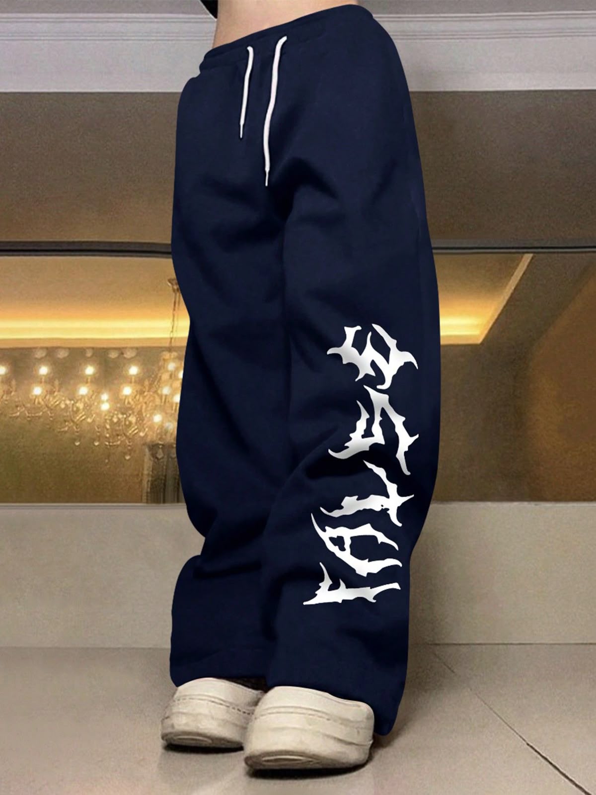 Men’s Oversized Baggy Fit Trousers – Ultra Comfortable Streetwear Pants with Elastic Waist and Utility Pockets